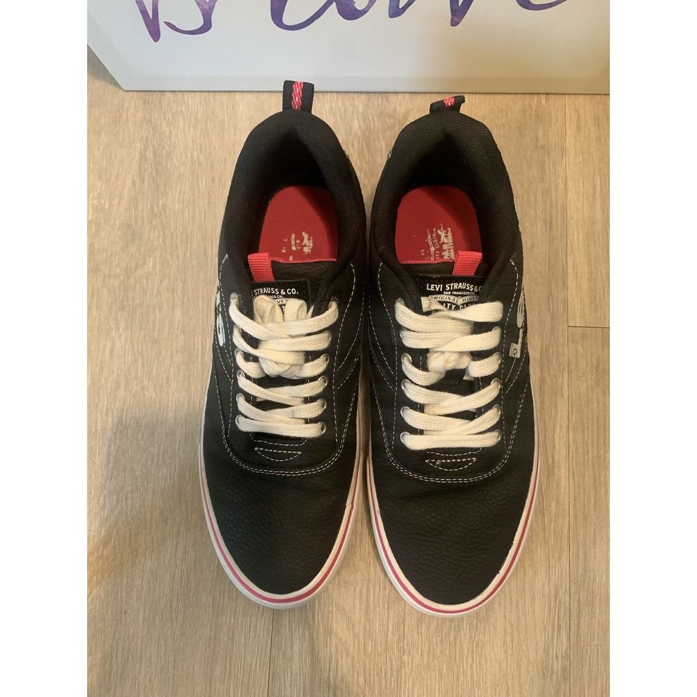 ( 9 ) levis stratuss womens tenis shoes size 8.5 black‎ color 529757A Womens